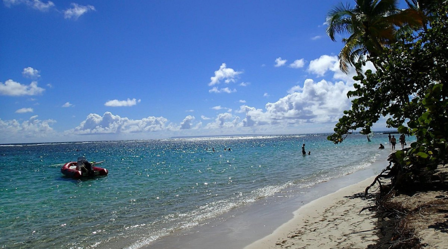 Plage de la Caravelle - Sainte-Anne