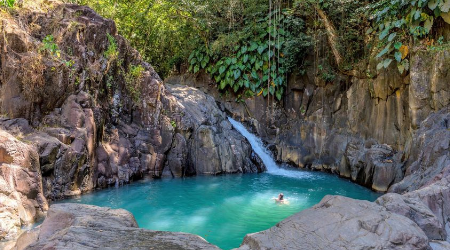 Saut d'acomat meilleures rivières et cascades guadeloupe