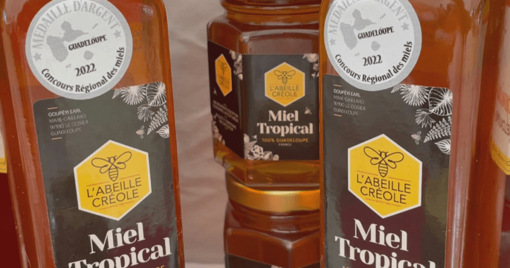 Miel tropical de l'abeille créole en Guadeloupe 