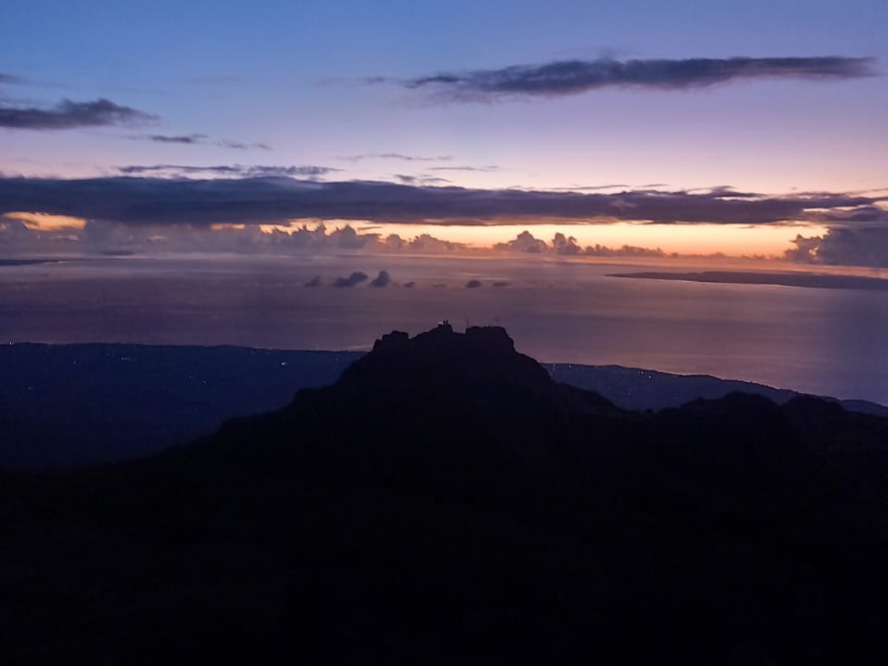 Soufrière au lever de soleil en Guadeloupe