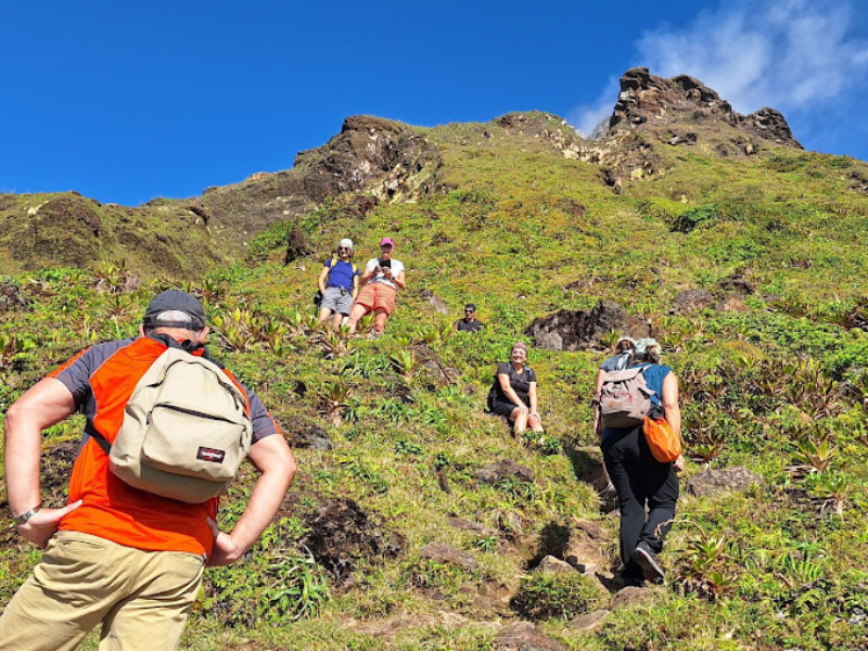 Découverte du sommet de la Soufrière avec un guide expert